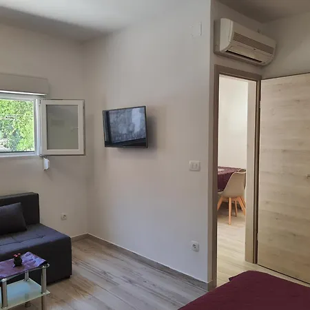 Vesna Avsec - Apartmán Krk Town