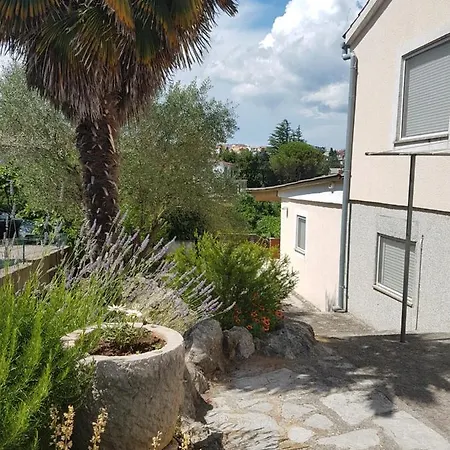 Apartment Vesna Avsec - Krk Town