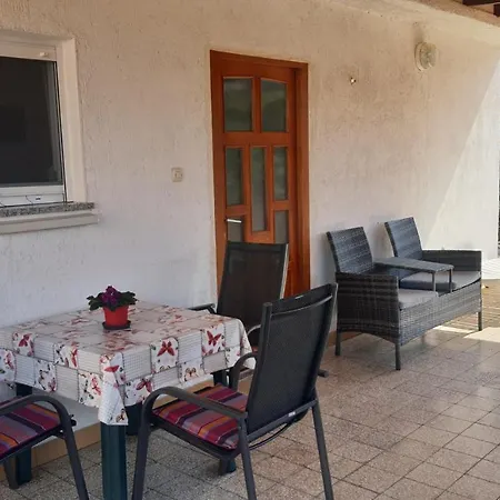 Appartement Vesna Avsec - *