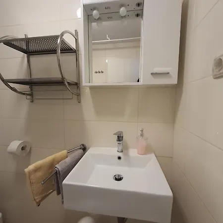 Apartment Vesna Avsec - Krk Town