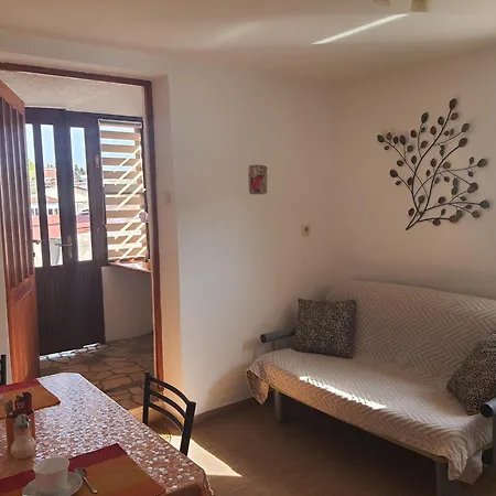 Appartement Vesna Avsec - Krk Town