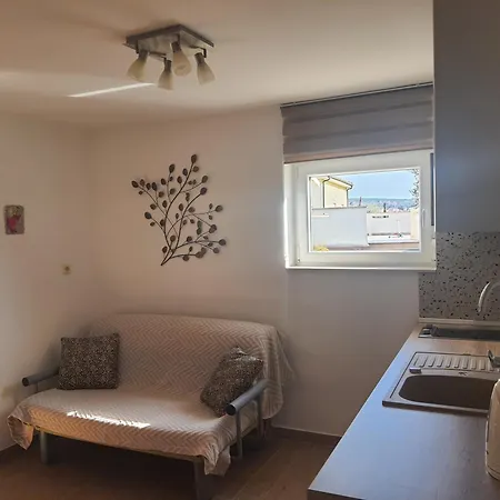 Vesna Avsec - * Krk Town