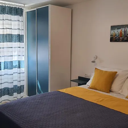 Appartement Vesna Avsec - Krk Town