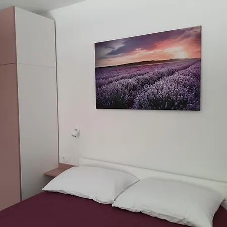 Vesna Avsec - Apartment *