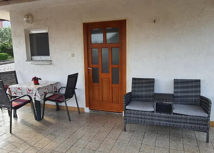 Vesna Avsec - Apartment Krk Town