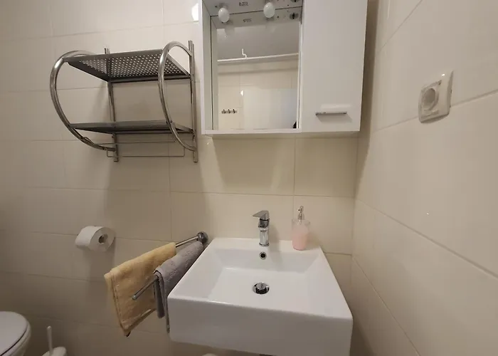 Apartment Vesna Avsec - Krk Town