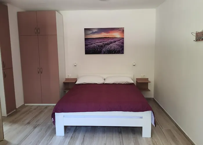 Vesna Avsec - Krk Town