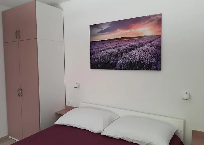 Vesna Avsec - Apartment *